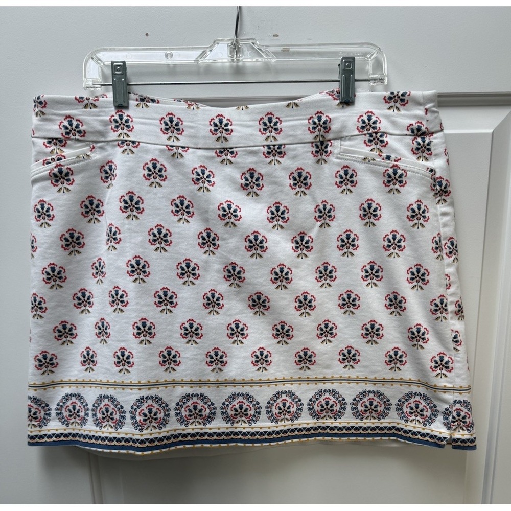 Croft & Barrow Skort - Skirt w/ Shorts Women's Size 18 Floral Print Classic Fit - Picture 2 of 11